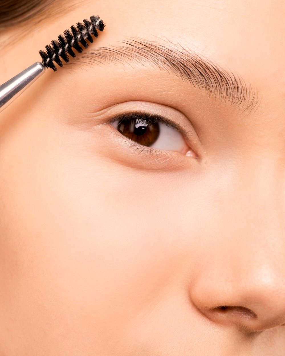 Brow shape & tint at Luxe Beauty Yanchep